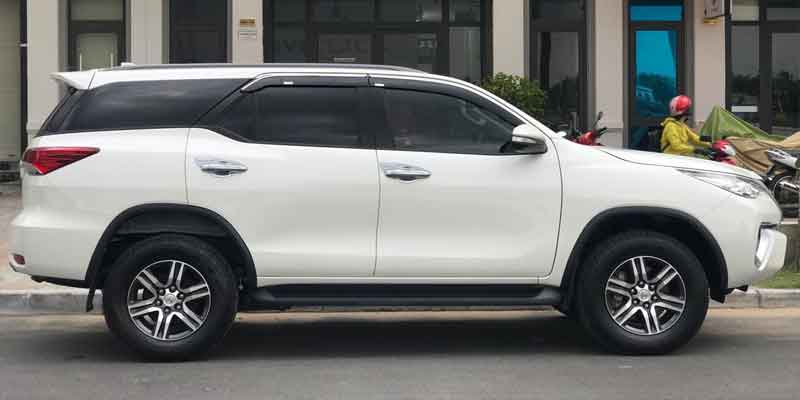 Dòng xe là yếu tố gây biến động giá thuê xe 7 chỗ tại Cần Thơ