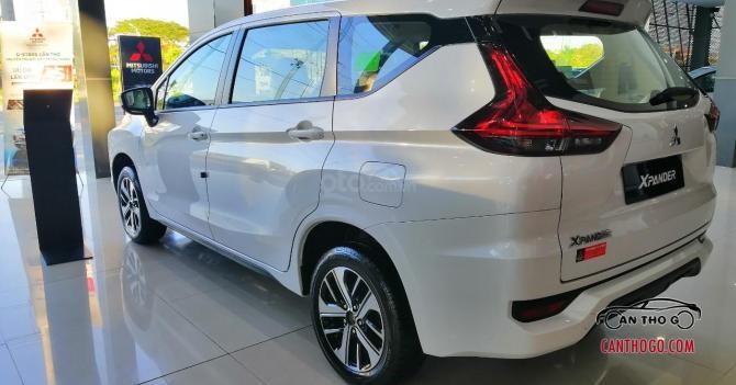 Bán Mitsubishi Xpander MT đời 2019, màu trắng, nhập khẩu nguyên chiếc
